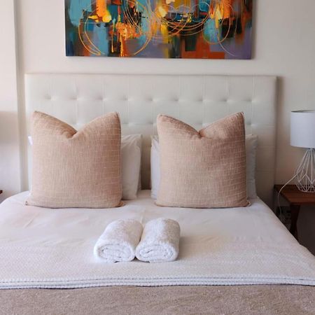 Langebaan Guest House Экстерьер фото